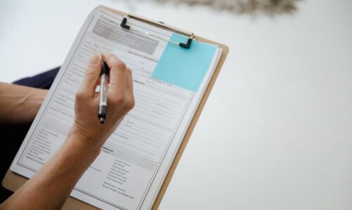7 zasad tworzenia ankiety, która dostarcza użytecznych danych